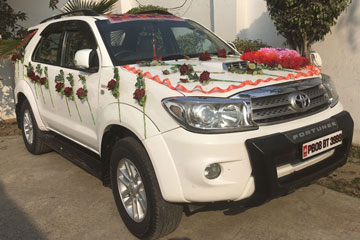 Luxury Wedding Car Rentals in Amritsar